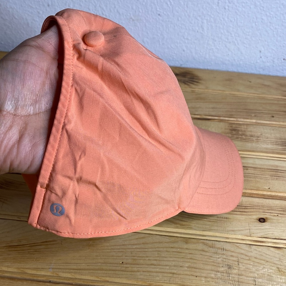 Lululemon Womens One Size Stretch Cap Hat Baseball Coral Orange